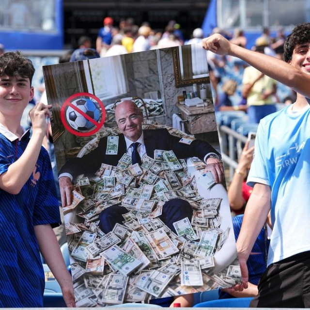 «Τριγμοί» στη FIFA: Χώρες επανεξετάζουν τη στήριξή τους σε Ινφαντίνο μετά την υπόθεση Μπαλογκάν