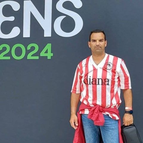 Γιάννης Βασιλάκης: Ο γιος του ήρωα πιλότου που θυσιάστηκε σε αποστολή διάσωσης