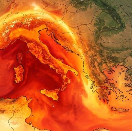 Νέο κύμα καύσωνα πλησιάζει τη Δυτική Ευρώπη: Ποια είναι η «διαμόρφωση Ωμέγα»