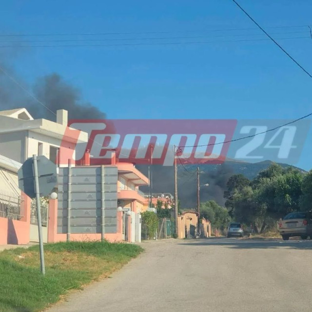 Φωτιά στο Πλατάνι, στην Πάτρα: Δεν κινδυνεύουν κατοικίες