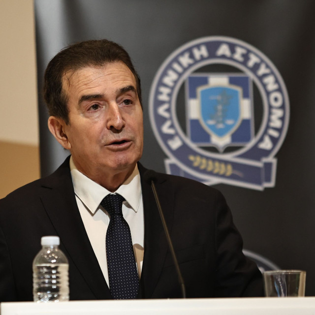 Χρυσοχοϊδης για έκρηξη στον Κολωνό: Δεν είναι τρομοκρατία και σύντομα θα υπάρξουν απαντήσεις
