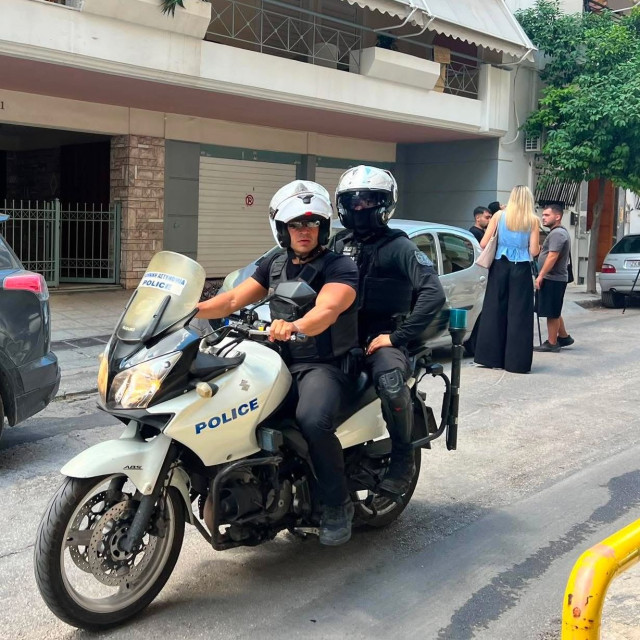 Πειραιάς: «Μέσα σε 10 λεπτά άρχισαν να ζαλίζονται» - Τα πιθανά αίτια θανάτου του ζευγαριού