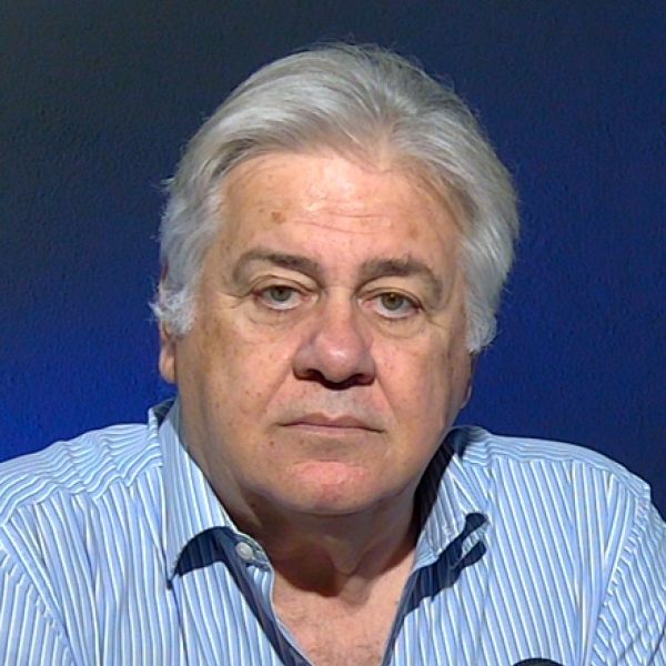 Επανέρχεται ο Σπύρος Σουρμελίδης στη διεύθυνση της Αυγής