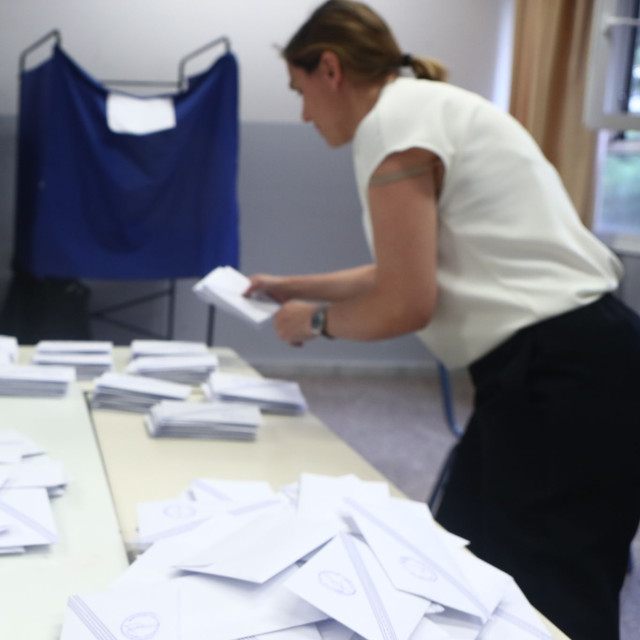 Γιατί ο Φαναράς απορρίπτει το σενάριο ανατροπής συσχετισμών αν αυξηθεί η συμμετοχή στις εκλογές