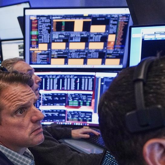 Wall Street: Ανοδική τάση στους δείκτες με τα στοιχεία πληθωρισμού - Ανεβαίνει κι άλλο το πετρέλαιο