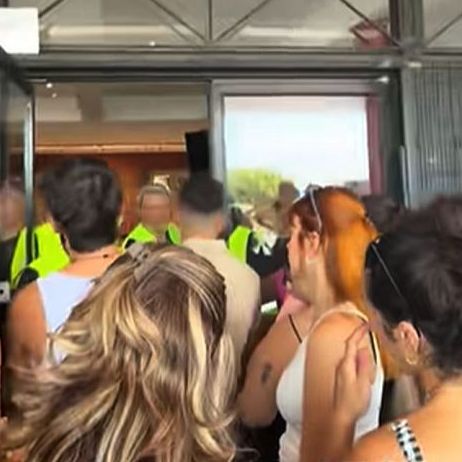 ΑΠΘ: Άφησαν συγγενείς φοιτητών εκτός ορκωμοσίας - Απαιτούνταν πρόσκληση με QR για να εισέλθουν