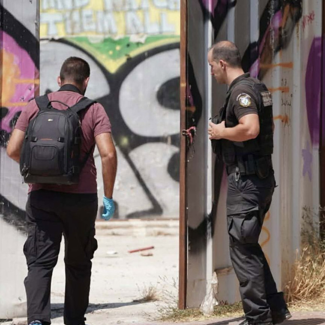 Αθήνα: Εντοπίστηκε ύποπτη βαλίτσα - Πιθανώς περιέχει ανθρώπινα μέλη