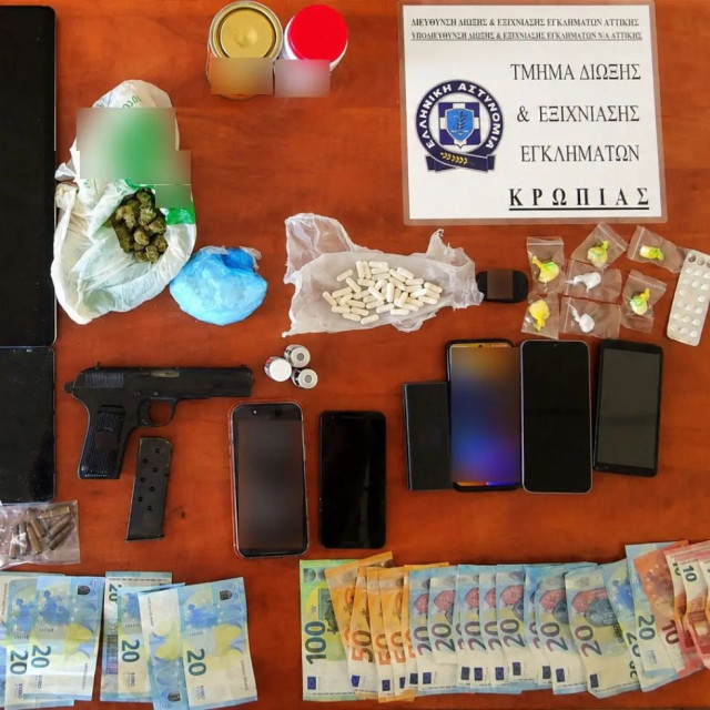 Εξαρθρώθηκε κύκλωμα διακίνησης ναρκωτικών σε Γλυφάδα και Βούλα
