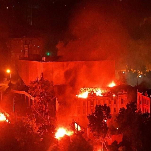 Κίεβο: Σφοδρές ρωσικές επιθέσεις - Βαλιστικοί πύραυλοι χτύπησαν την πόλη