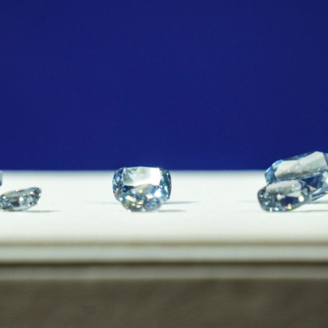 De Beers: Αναστέλλει για δύο χρόνια τη λειτουργία του μεγαλύτερου ορυχείου διαμαντιών
