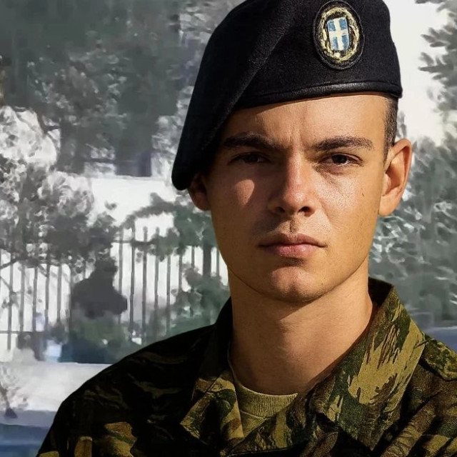 Ρόδος: Το σπαρακτικό μήνυμα του πατέρα του 19χρονου ΕΠΟΠ - «Ήρθαμε, όμως εσύ έλειπες»