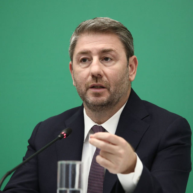 Νίκος Ανδρουλάκης: Παρουσίασε το εναλλακτικό σχέδιο του ΠΑΣΟΚ για φθηνότερη και ασφαλέστερη ενέργεια