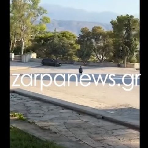 Χανιά: Αυτοκίνητο μπήκε στον χώρο των Τάφων των Βενιζέλων