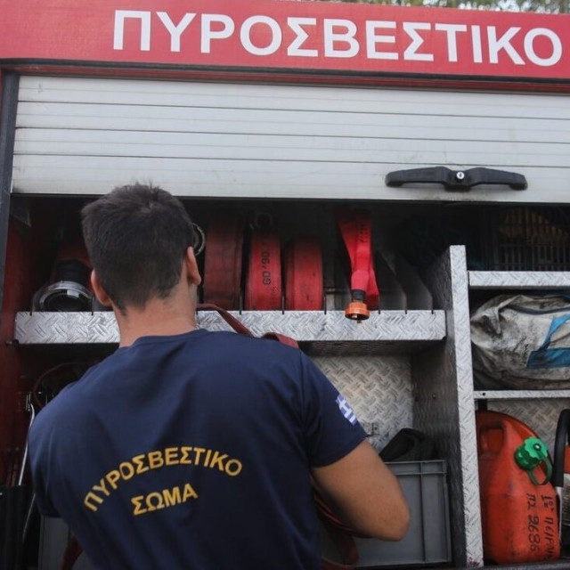 Θεσσαλονίκη: Φωτιά σε φορτηγό στην περιοχή της Γιαννιτσών