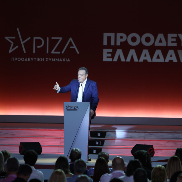 Ελπίδες στην Κουμουνδούρου ότι η ανεξαρτητοποίηση Φάμελλου «κλείνει» την εσωστρέφεια στον ΣΥΡΙΖΑ