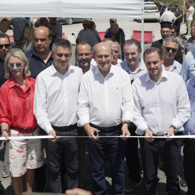 Θεσσαλία: Εγκαινιάσθηκε η νέα γέφυρα του Αλμυρού από τους Χατζηδάκη - Δήμα