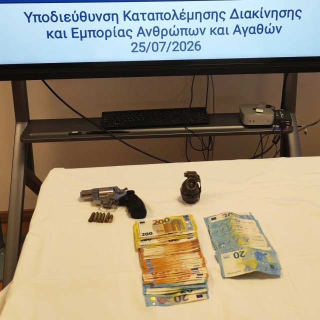 Δύο συλλήψεις για τη σχεδιαζόμενη επίθεση με χειροβομβίδα στο σπίτι του Ισίδωρου Ντογιάκου