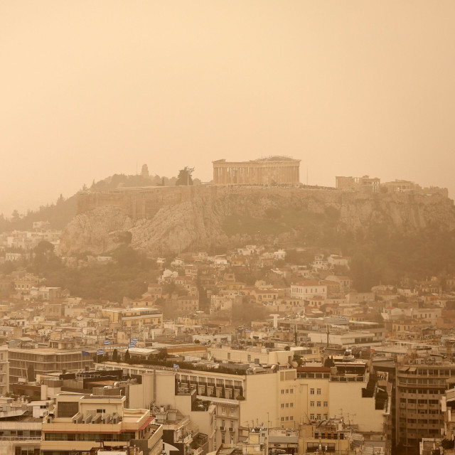 Η αφρικανική σκόνη «επιστρέφει» στην Ελλάδα – Πώς δημιουργείται και ποιες οι επιπτώσεις της