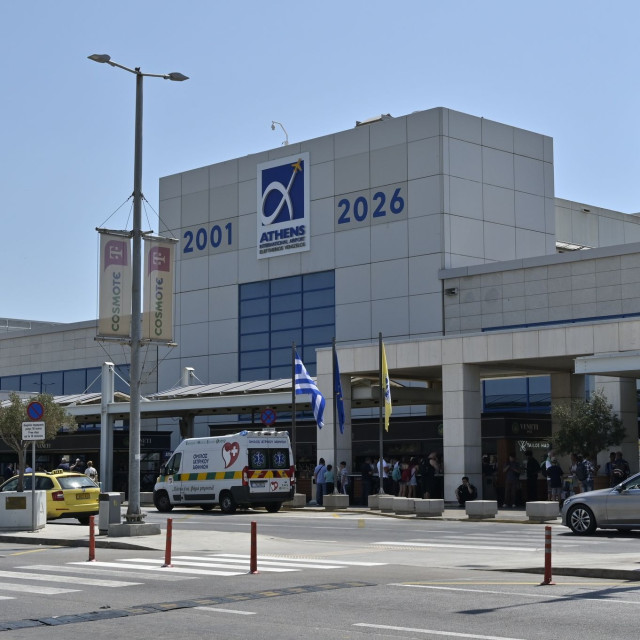 Έκτακτη προσγείωση αεροπλάνου στο Ελευθέριος Βενιζέλος μετά από ένδειξη για καπνό