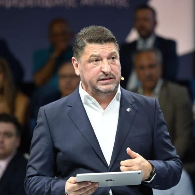 Χαρδαλιάς: «Μητροπολιτική διακυβέρνηση σημαίνει ευθύνη, σημαίνει ότι ζητώ να κριθώ ακόμη πιο αυστηρά