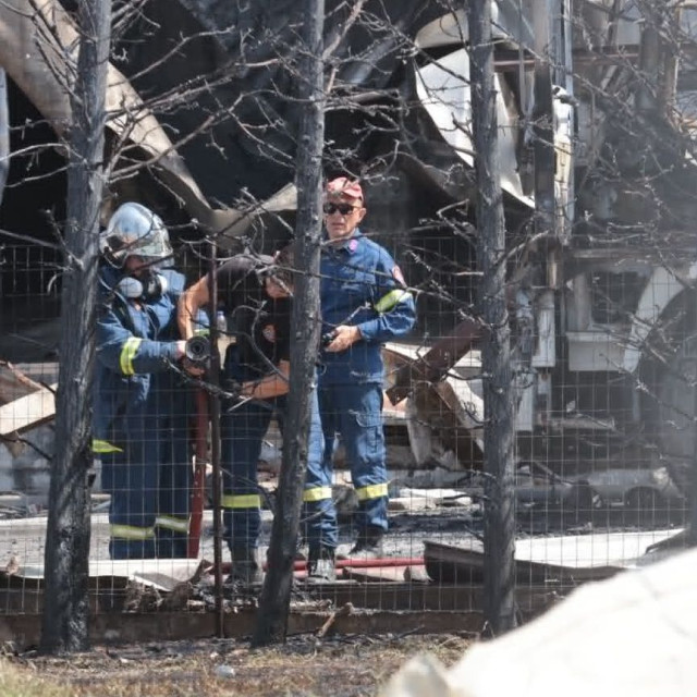 Έκρηξη σε εργοστάσιο στην Κορινθία: Στο σημείο ο πατέρας του ιδιοκτήτη που συνελήφθη