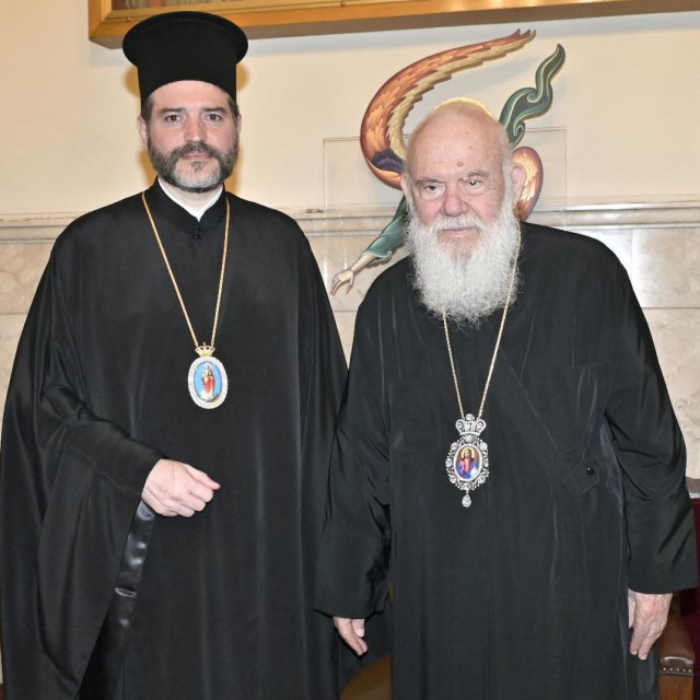 Στον Αρχιεπίσκοπο Ιερώνυμο ο νεοκλεγείς Καναδά Απόστολος