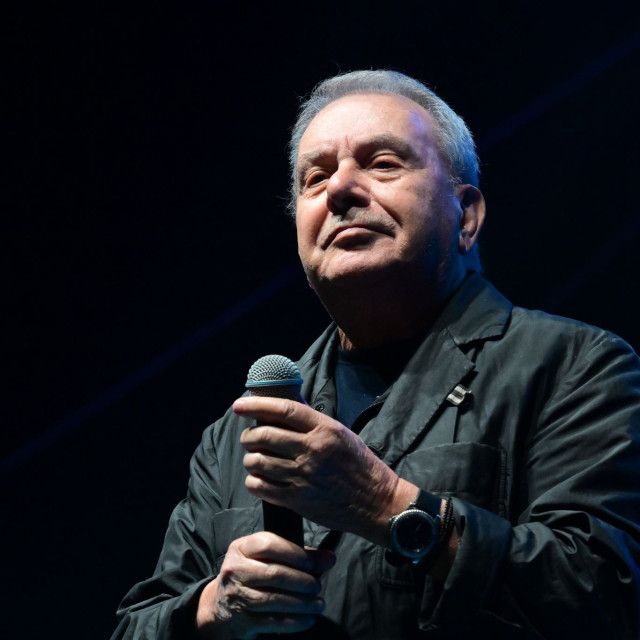 «Ο Γιώργος Χατζιδάκις απαγόρευσε την εκτέλεση στον Μητσιά! Ήμαρτον!» - Αντιδράσεις για το Δίον