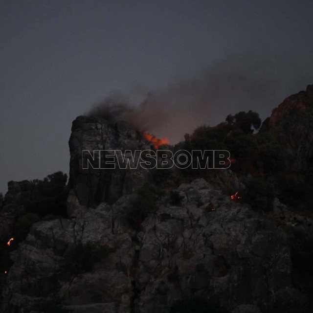 «Κάηκαν περιουσίες, έρχεται δύσκολη νύχτα» - Ο πρόεδρος της κοινότητας Ασώματου στο Newsbomb