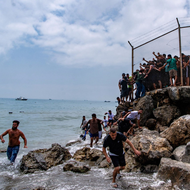 Ισπανία: Σε κατάσταση έκτακτης ανάγκης η Θέουτα - Ραγδαία κλιμάκωση της μεταναστευτικής κρίσης