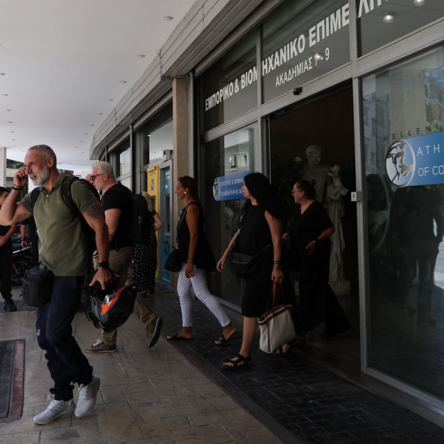 Τηλεφώνημα για βόμβα στο προξενείο της Γαλλίας, την πρεσβεία Αιγύπτου και το Βιοτεχνικό Επιμελητήριο