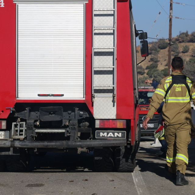Βοιωτία: Μεγάλη φωτιά ξέσπασε στην Ξηρονομή - Μήνυμα 112 για εκκένωση
