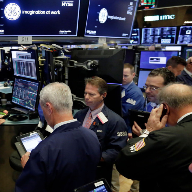 Κέρδη στη Wall Street με βοήθεια από την εκρηκτική άνοδο της Microsoft