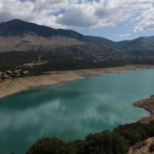 Νερό: Ψηφίστηκε το νομοσχέδιο για την επέκταση των αρμοδιοτήτων ΕΥΔΑΠ, ΕΥΑΘ