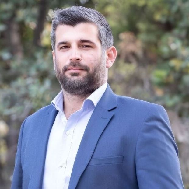 Μπουλέκος σε Διαμαντοπούλου: «Έχουν πληρωθεί όλα τα δεδουλευμένα σε Αυγή και Κόκκινο»