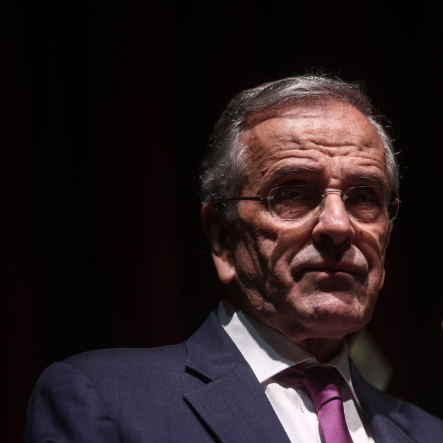 Σαμαράς για Βαρβιτσιώτη: «Ευπατρίδης πολιτικός,  μετριοπαθής, με ήθος,  με αρχές και αξίες»