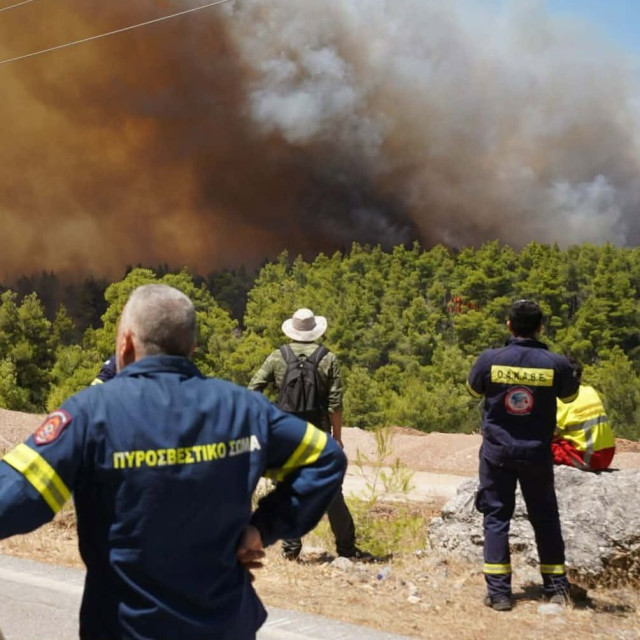 Πυρκαγιές: 100% αποζημίωση από τις αρχές Σεπτεμβρίου για τα σπίτια που επλήγησαν