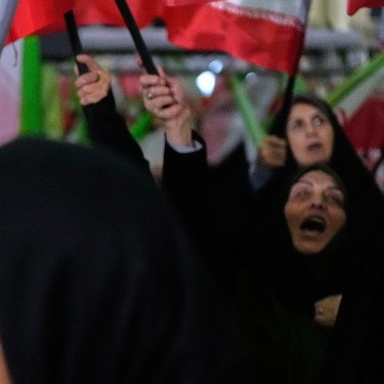 New York Post: «Βράζουν» οι δρόμοι της Τεχεράνης - Έρχεται νέα εξέγερση κατά των μουλάδων