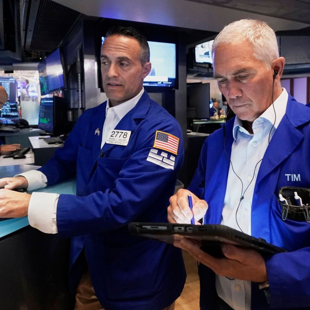 Wall Street: Ισχυρή άνοδος και νέα ιστορικά υψηλά για Dow Jones και S&P 500