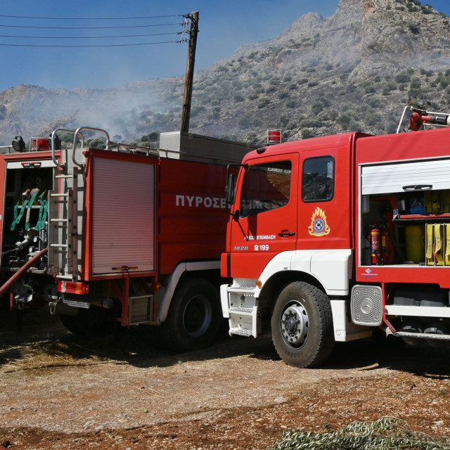Φωτιά τώρα στην  Aγία Μαρίνα Ηλείας