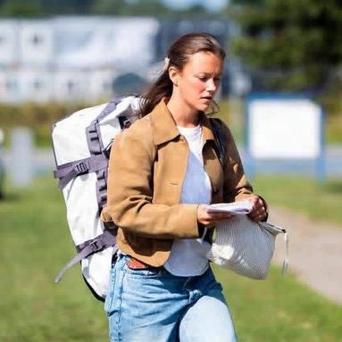 Πριγκίπισσες στον Στρατό: Ξεκινάει την υποχρεωτική 11μηνη θητεία η 19χρονη Ισαβέλλα της Δανίας
