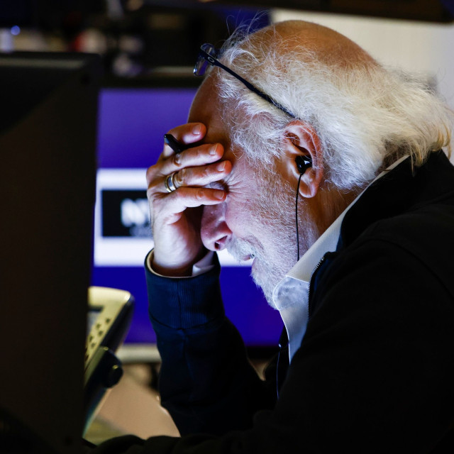 Wall Street: Πτώση για τους βασικούς δείκτες – Στο επίκεντρο το πετρέλαιο και τα Στενά του Ορμούζ