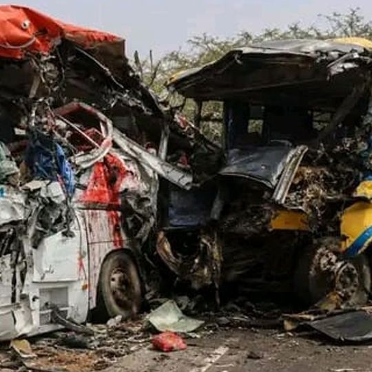 Νιγηρία: 22 νεκροί από μετωπική σύγκρουση δύο λεωφορείων - Οι 17 ήταν στρατιώτες