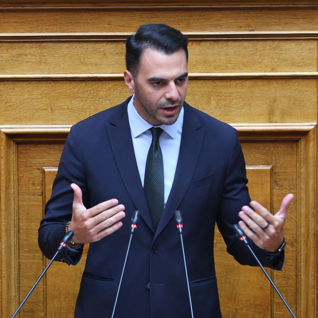 Χριστοδουλάκης: «Δεν είμαι ο μόνος από το ΠΑΣΟΚ που στοχοποιείται» –Η απάντησή του για τις συμβάσεις