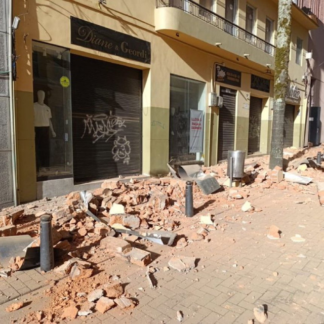Σεισμός στην Κολομβία: Σκηνές χάους, στους 52 οι νεκροί, καταρρεύσεις κτηρίων και εγκλωβισμένοι