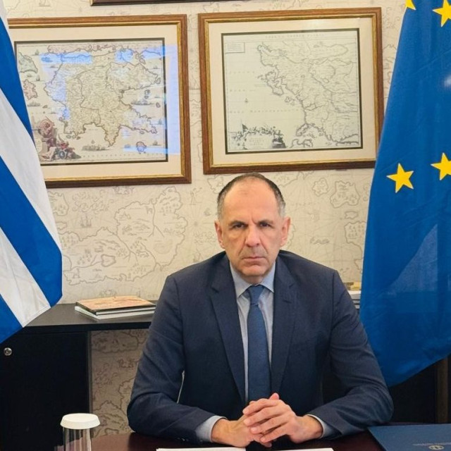 Τηλεφωνική συνομιλία Γεραπετρίτη με τον Αιγύπτιο ομόλογό του
