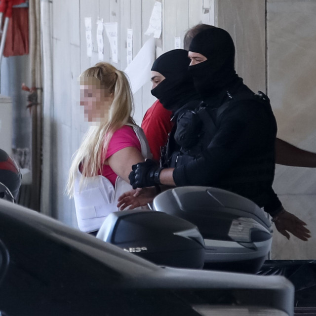 Marfin: Στον ανακριτή σήμερα η 46χρονη – Δηλώνει αθώα και αμφισβητεί την ταυτοποίησή της