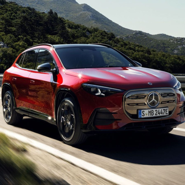 Νέα Mercedes-Benz GLA: Περισσότερη τεχνολογία και εξηλεκτρισμός