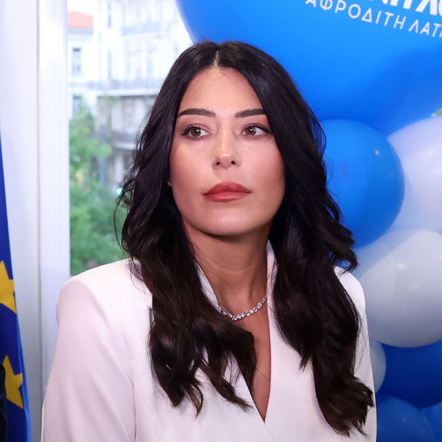 Λατινοπούλου για επίθεση από ρομά στην Τήνο: «Η μητέρα μου τρομοκρατήθηκε και φοβήθηκε»