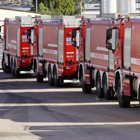 Πυροσβεστική: 14 νέα οχήματα χωρητικότητας 12.000 λίτρων νερού ενισχύουν το στόλο της χώρας
