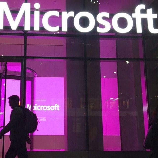 Microsoft: Κλείνει γραφεία και περιορίζει την παρουσία της στην αγορά της Κίνας
